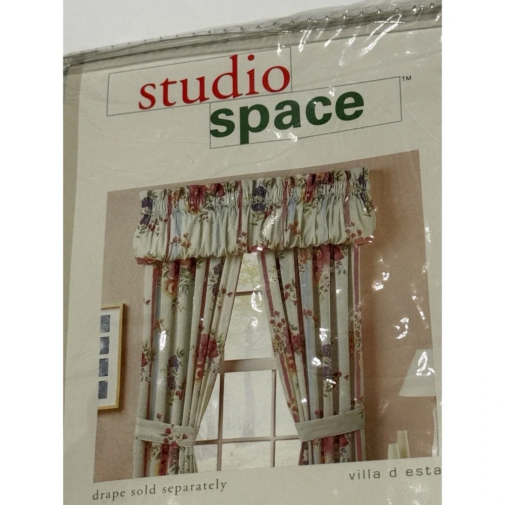 Studio Space Blouson Valance 84×15